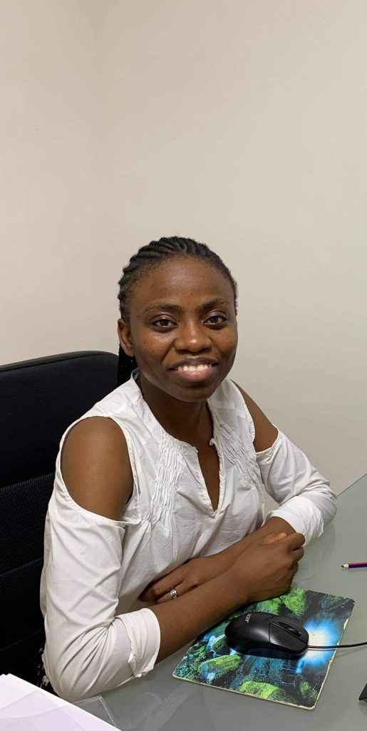 Abeng Ntyame Marie Belle, étudiante en M2 Droit-langues à l'Université de Tours